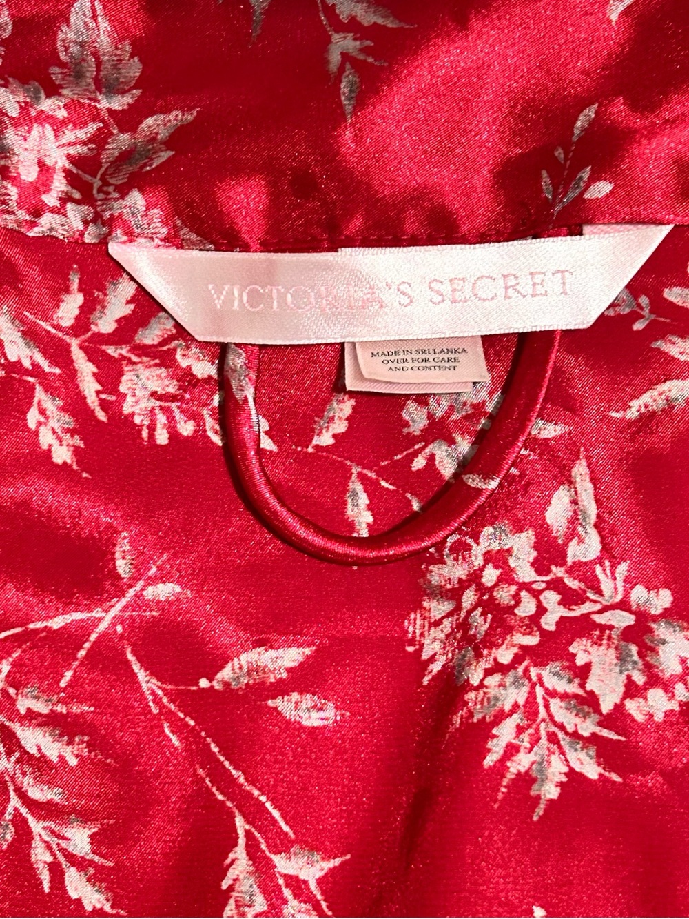 Y2K Victoria's Secret Red Floral Satin Robe with Charcoal Slip - Picture 7 of 13